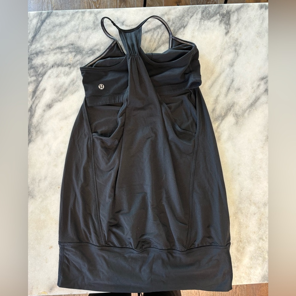 Black Lululemon No Limits Tank With Sports Bra Sz 2 - Picture 3 of 4